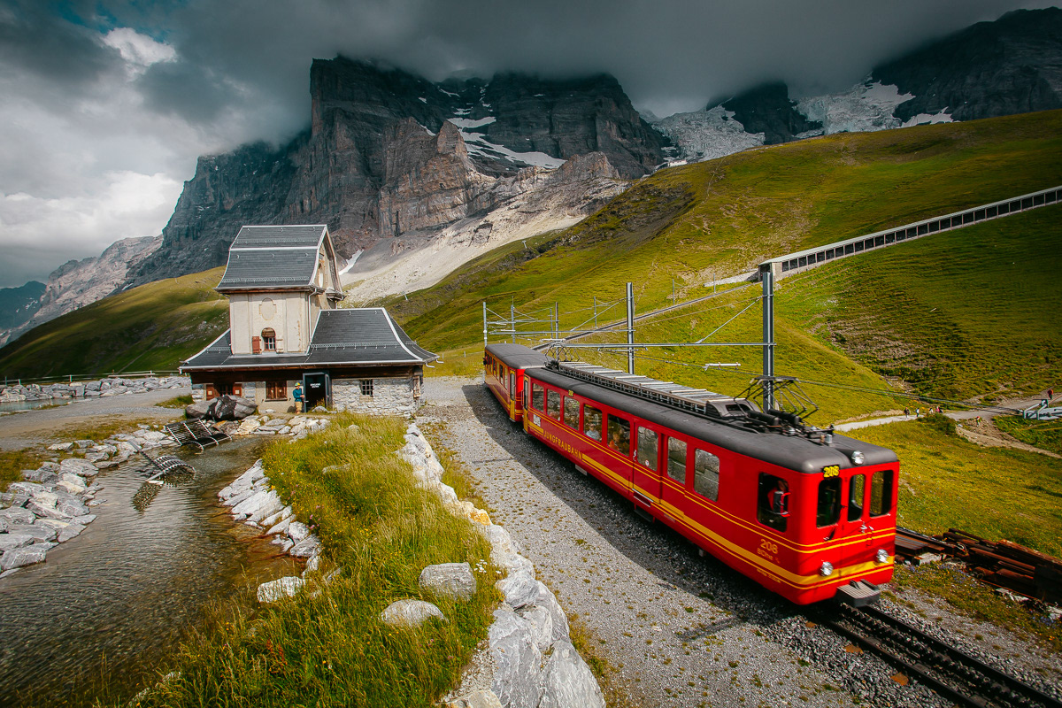 Железная дорога Бернское Высокогорье, Швейцария