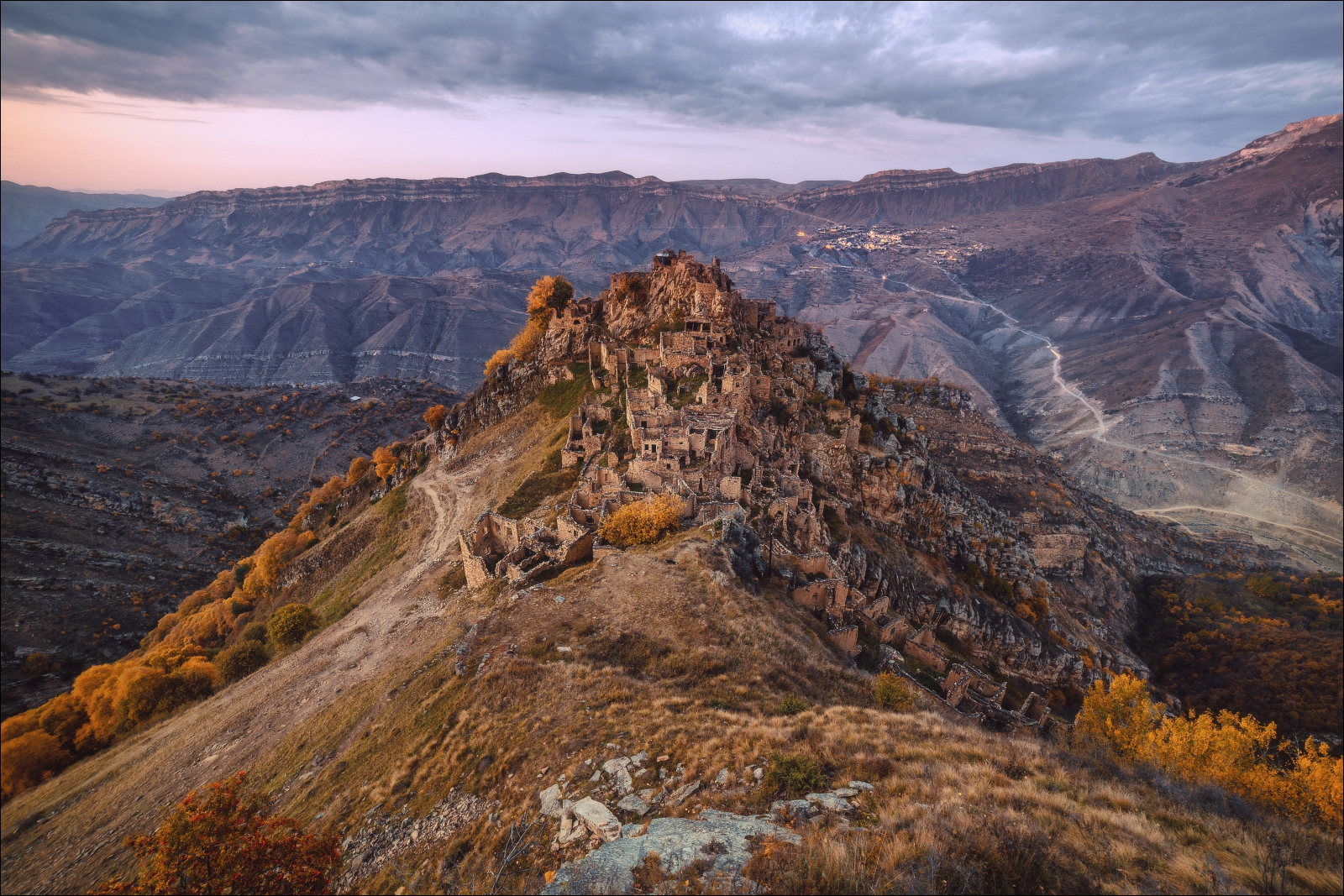 Дагестан водопад Гамсутль осень