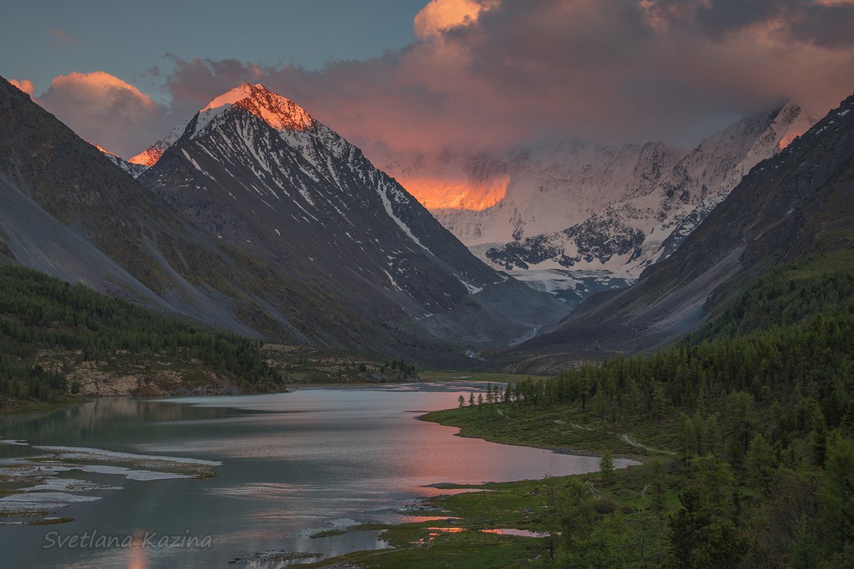 Гора Белуха горный Алтай фото