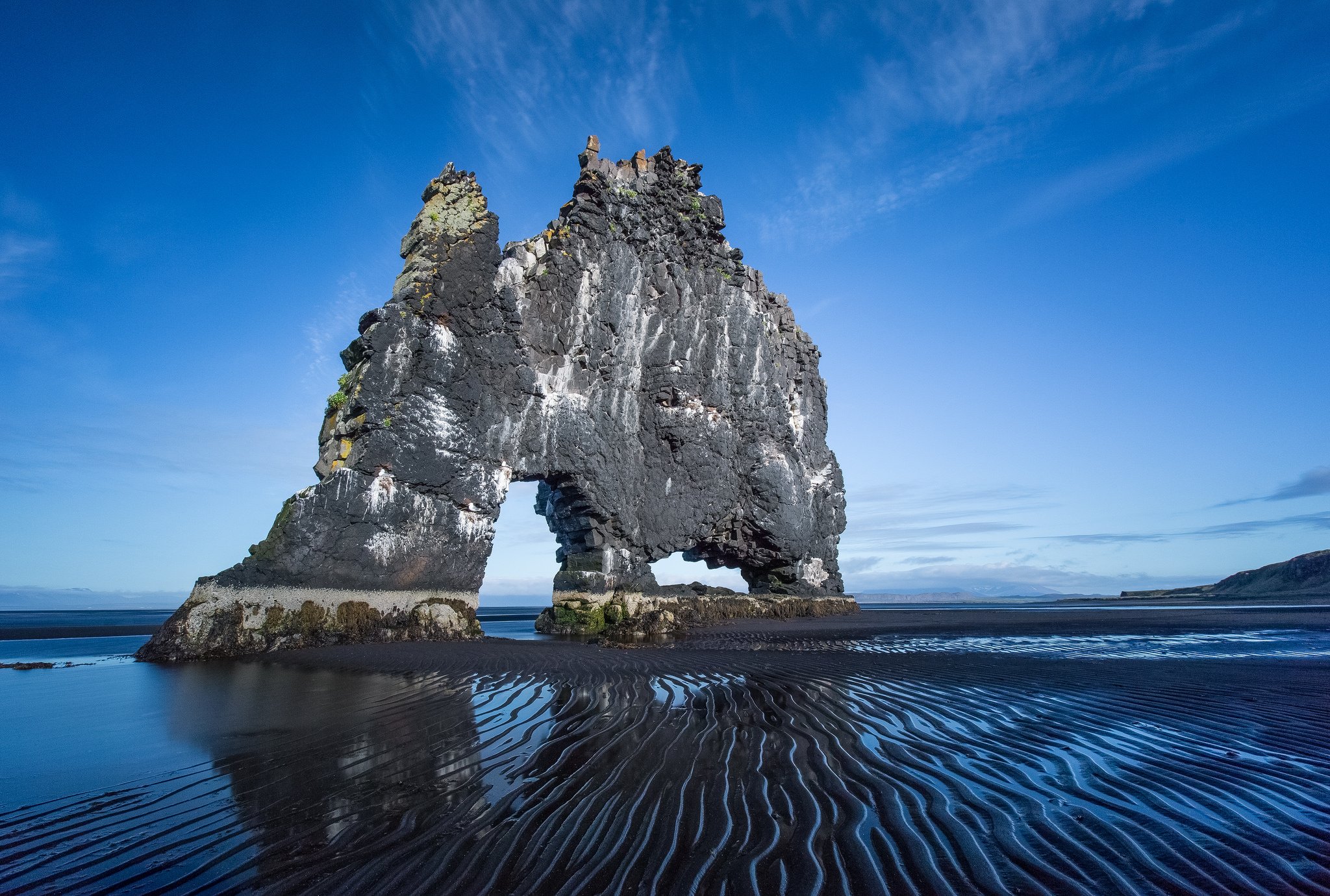 Гора Хвитсеркур каменный мамонт Север Исландии
