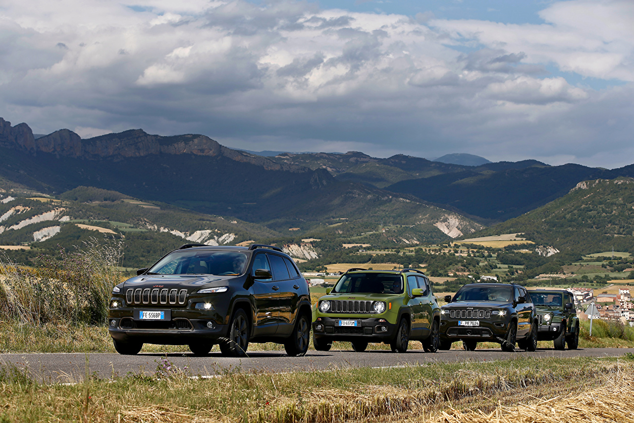 Jeep Grand Cherokee в горах