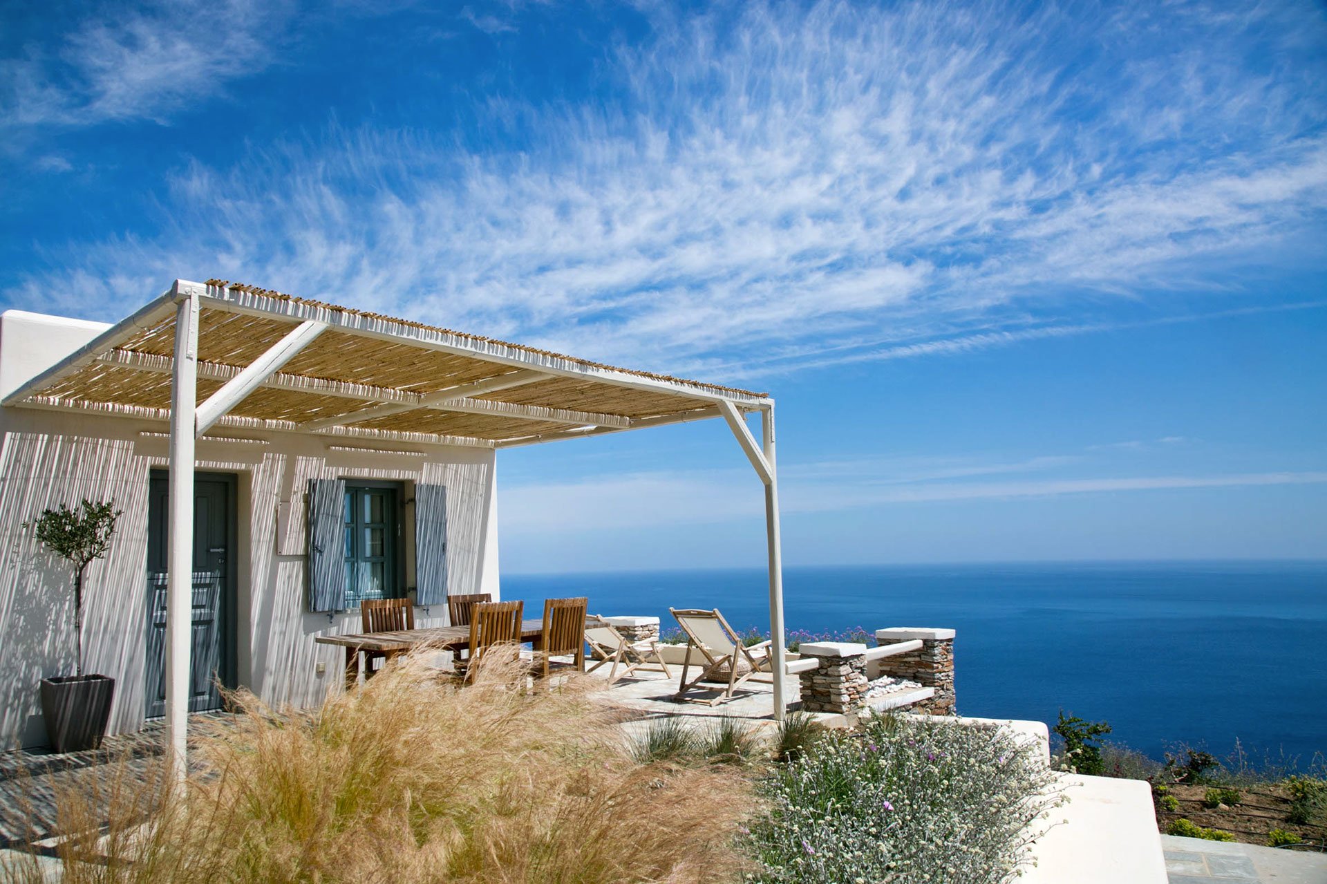 Греческие домики на побережье