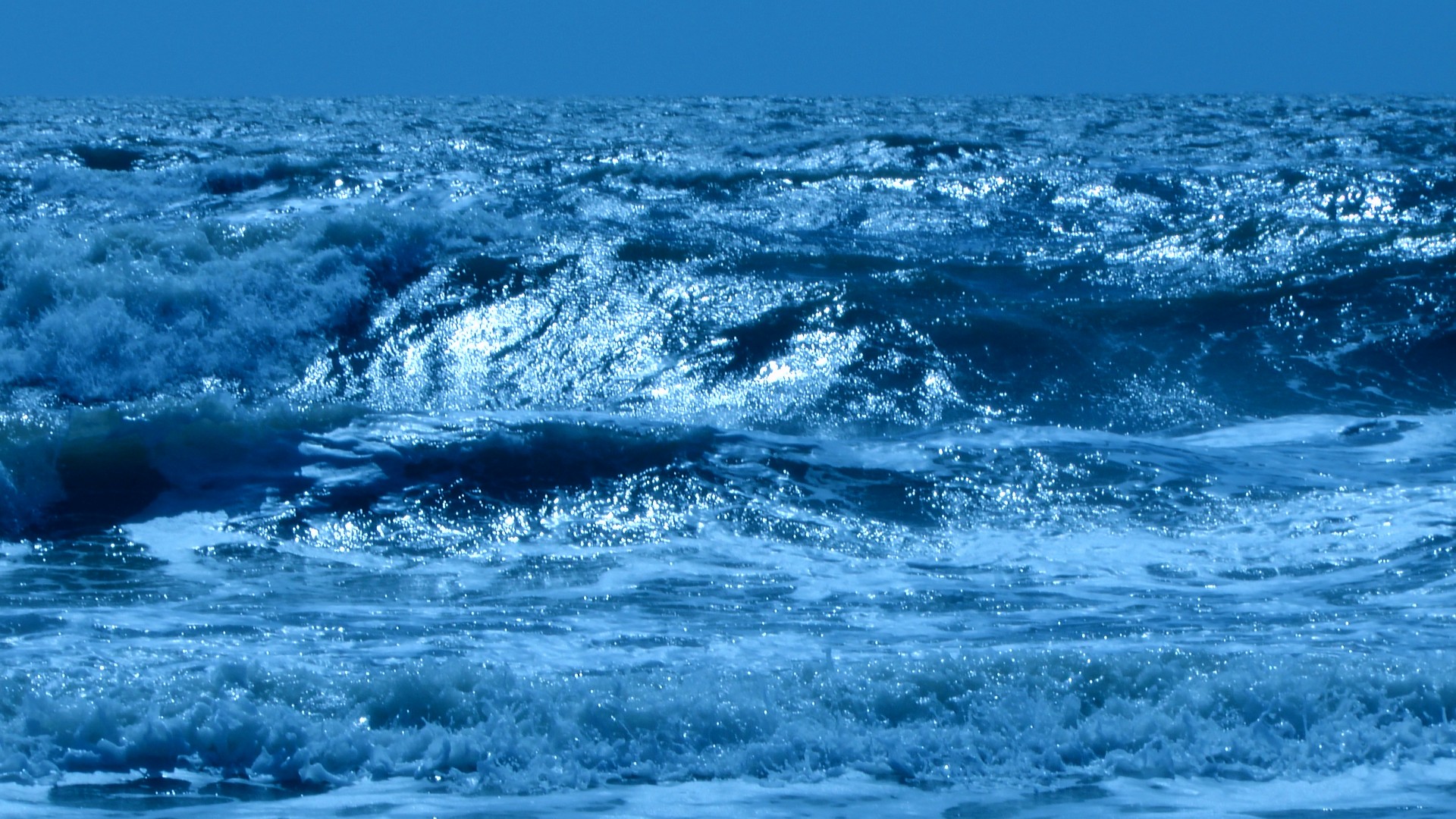 Океан море синее