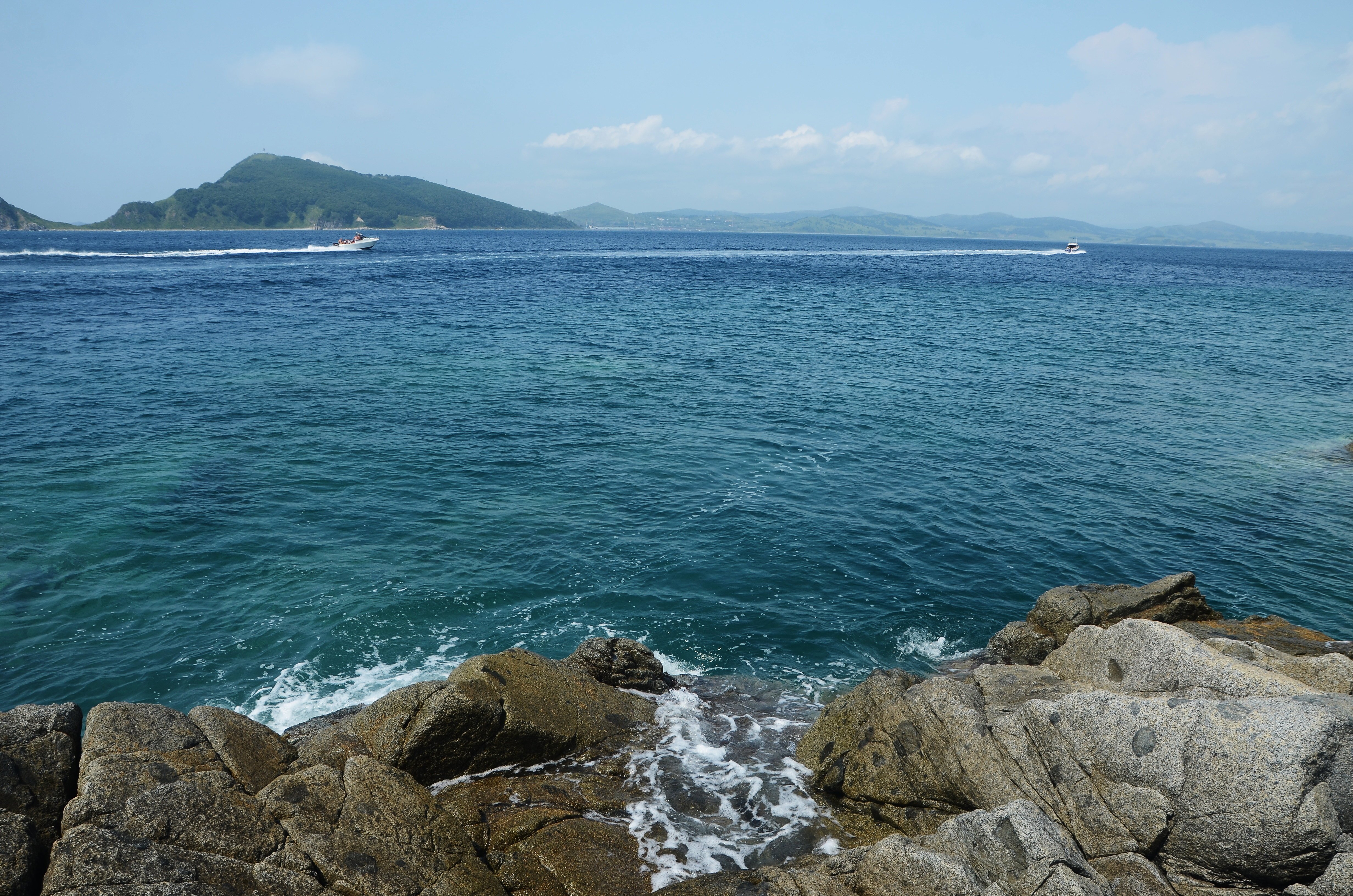 берег японского моря во владивостоке