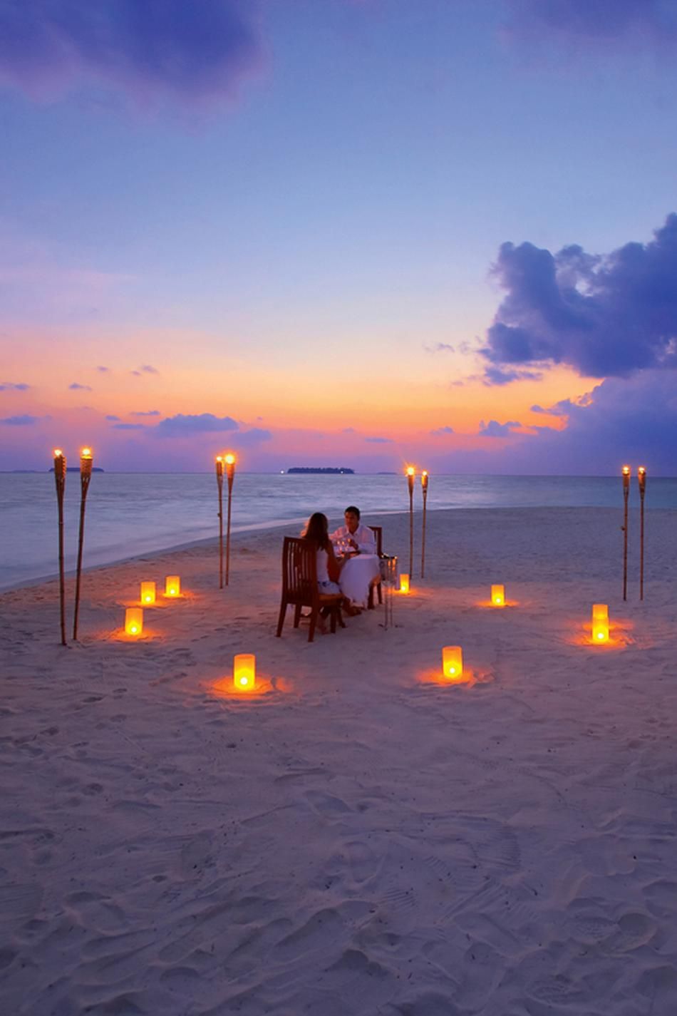 Романтическое свидание на пляже
