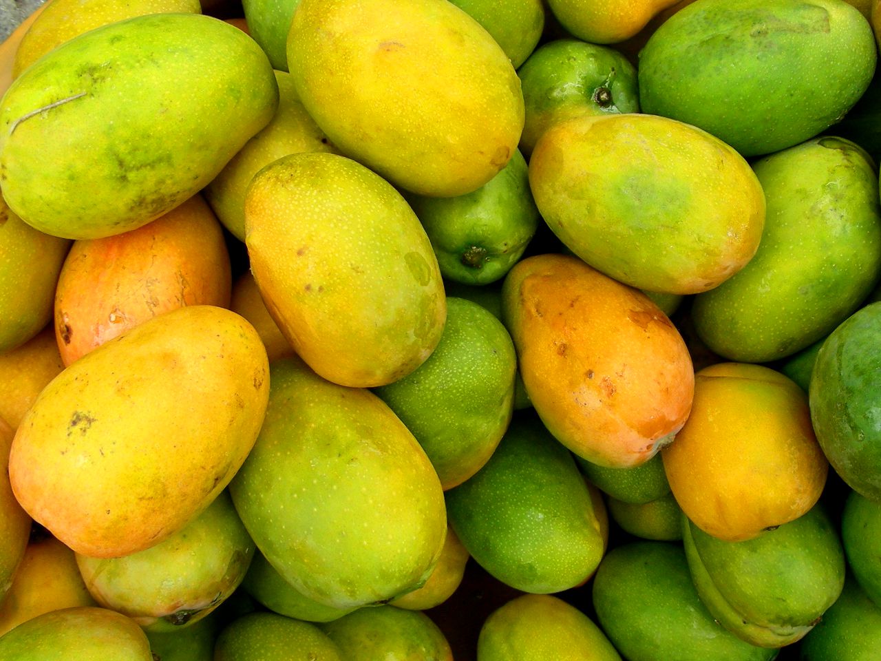 Индийский манго фрукт