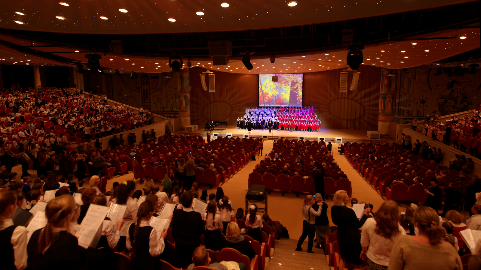 концертный зал храма спасителя