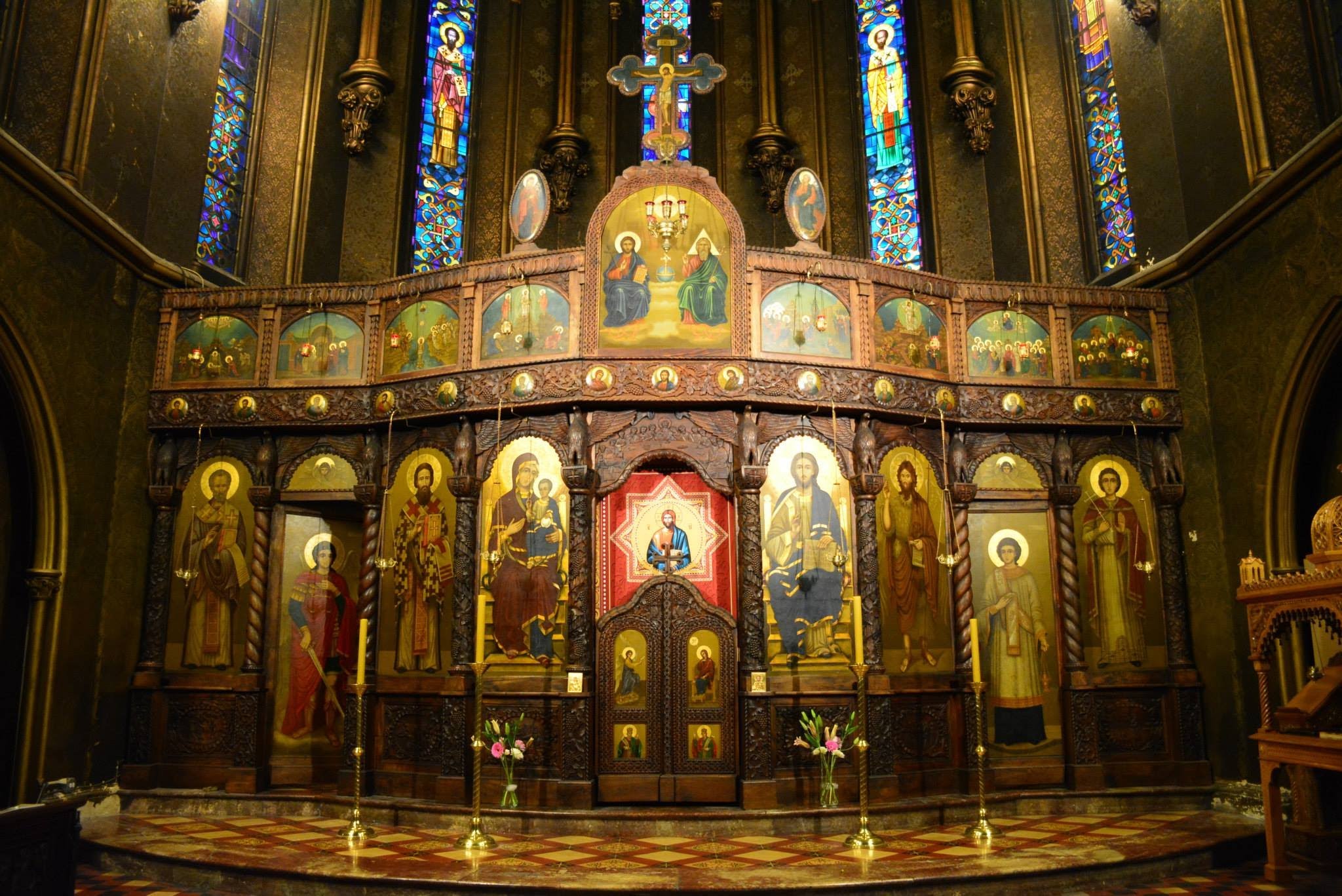 Православный храм внутри