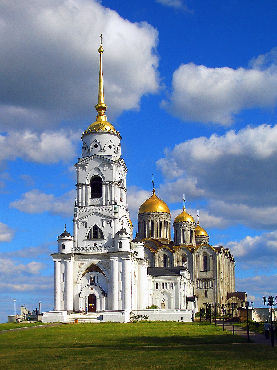 Успенский собор во Владимире колокольня