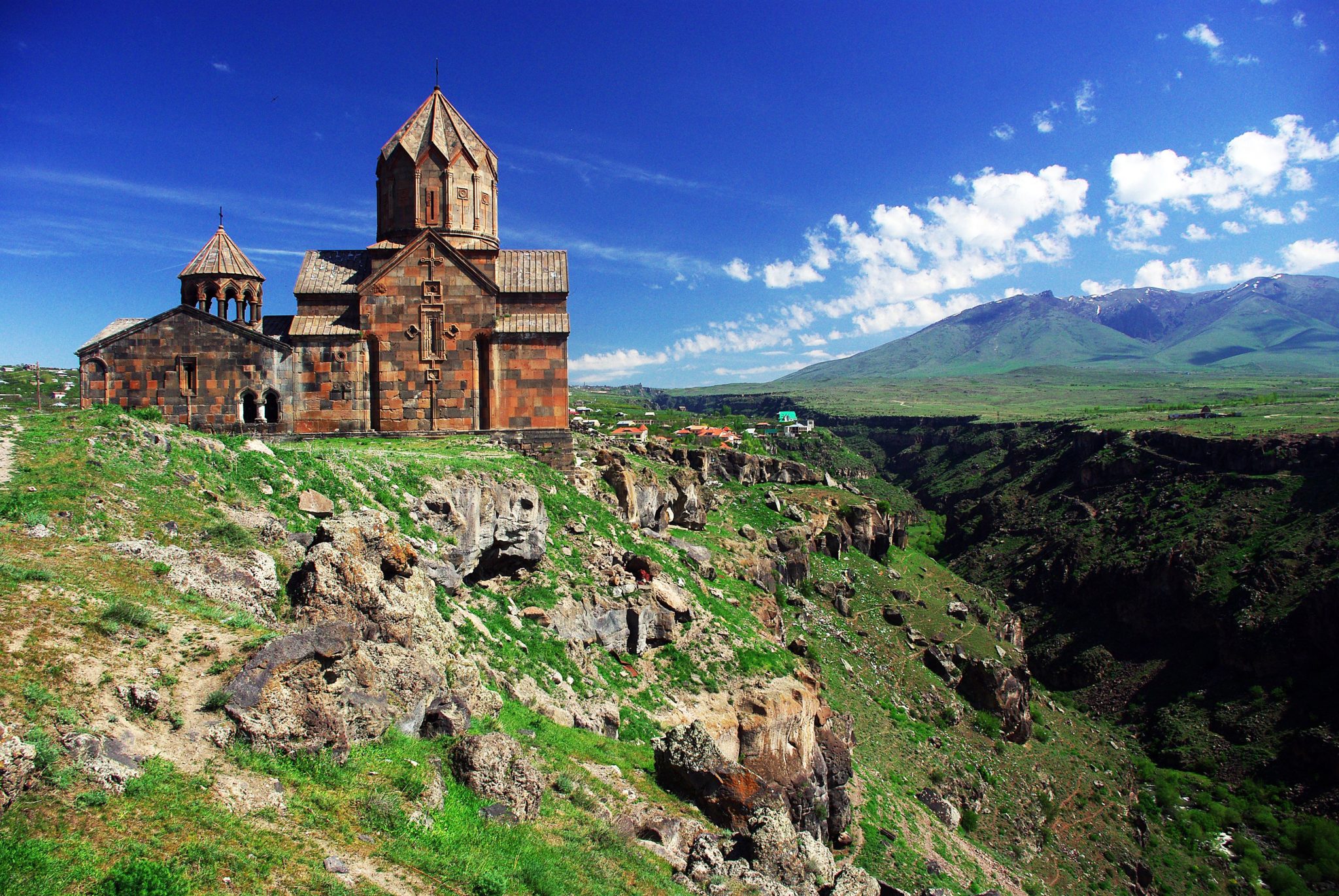 старинные храмы армении