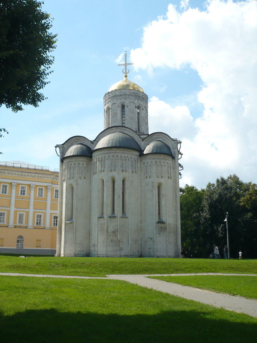 дмитриевский собор