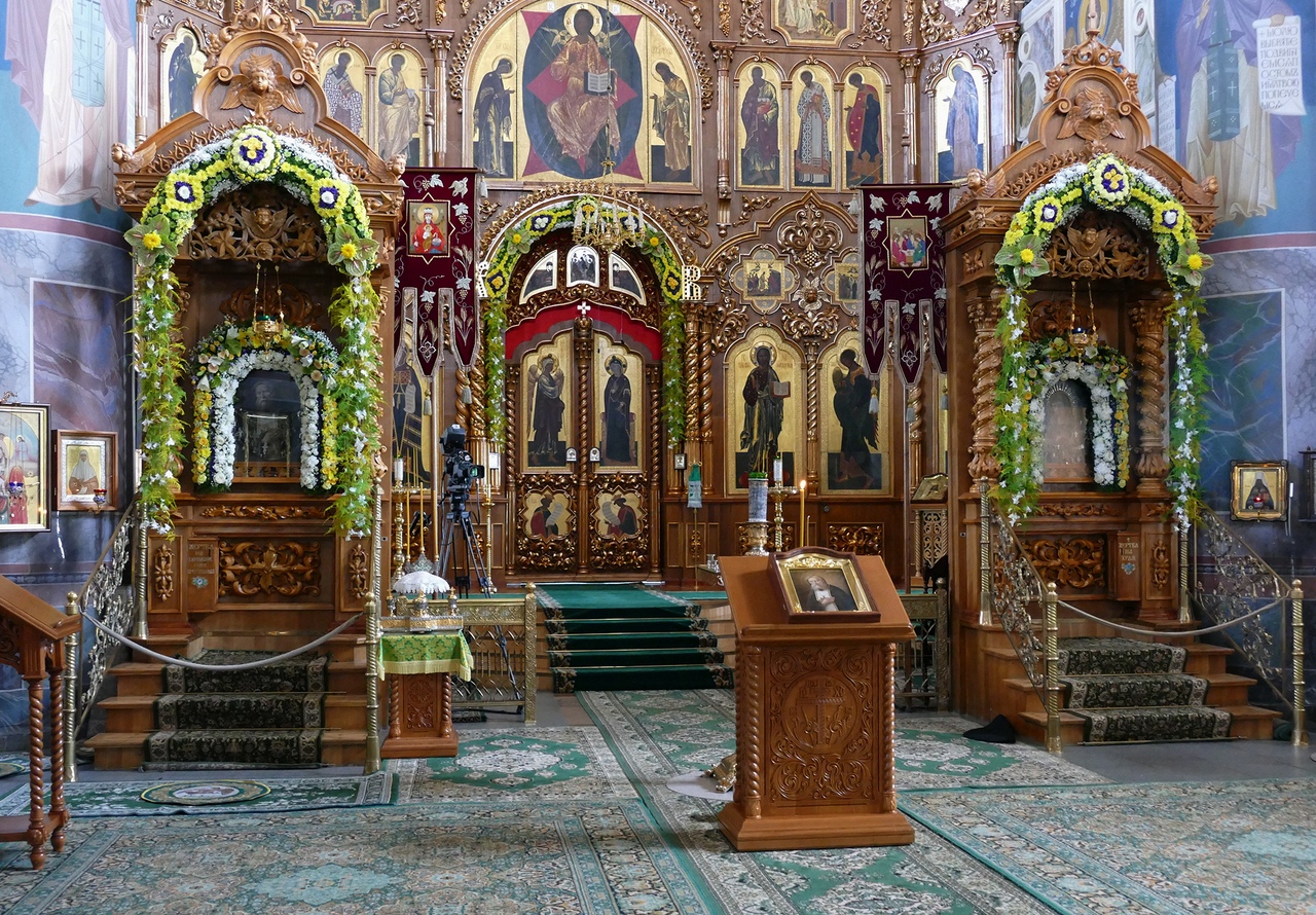 Троицкий собор в дивеево внутри