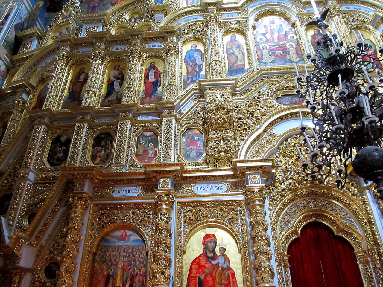 Успенский собор кремля фото внутри