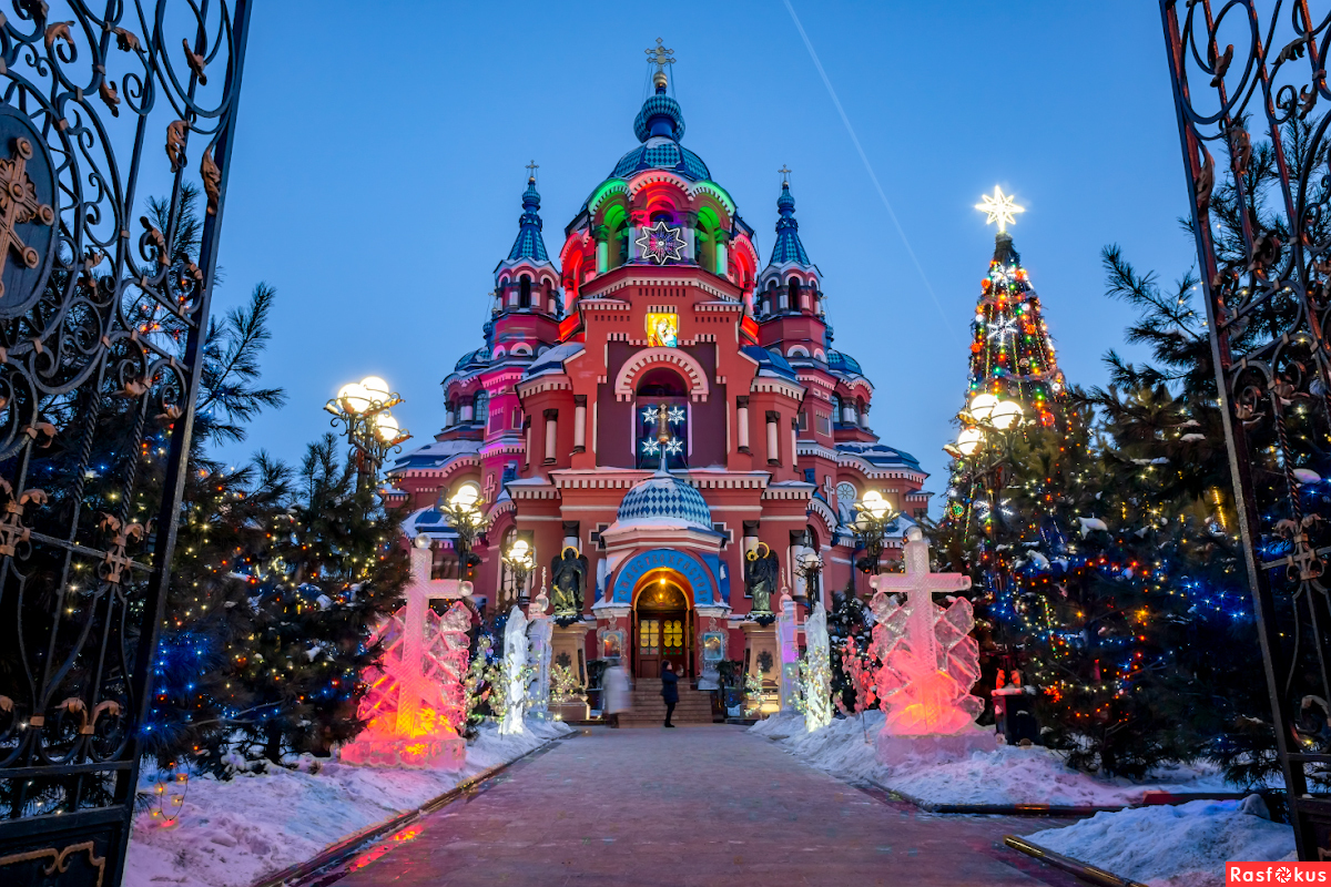 Казанский собор в рождество