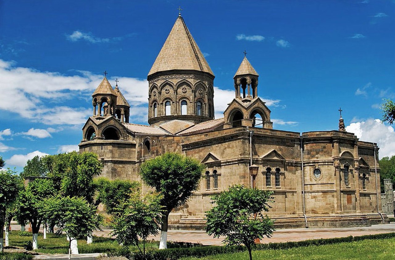 Эчмиадзинский кафедральный собор Армения