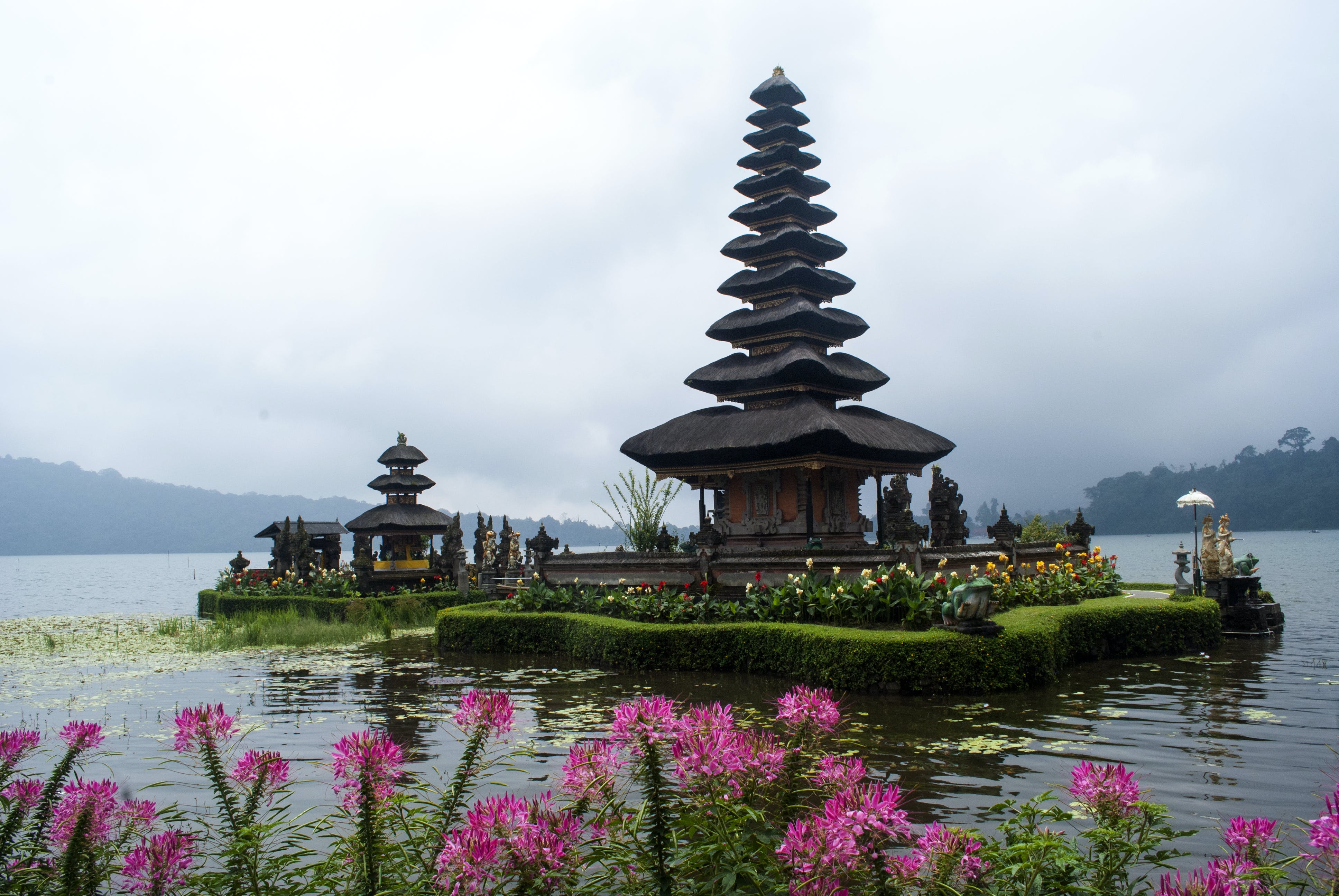 Буддийские храмы на Бали