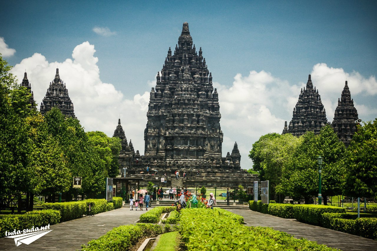 Храм Прамбанан Индонезия