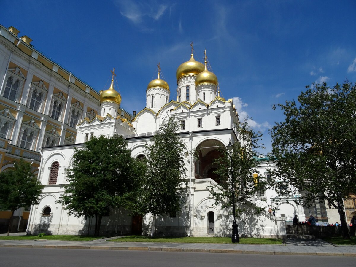 Кремлевские храмы