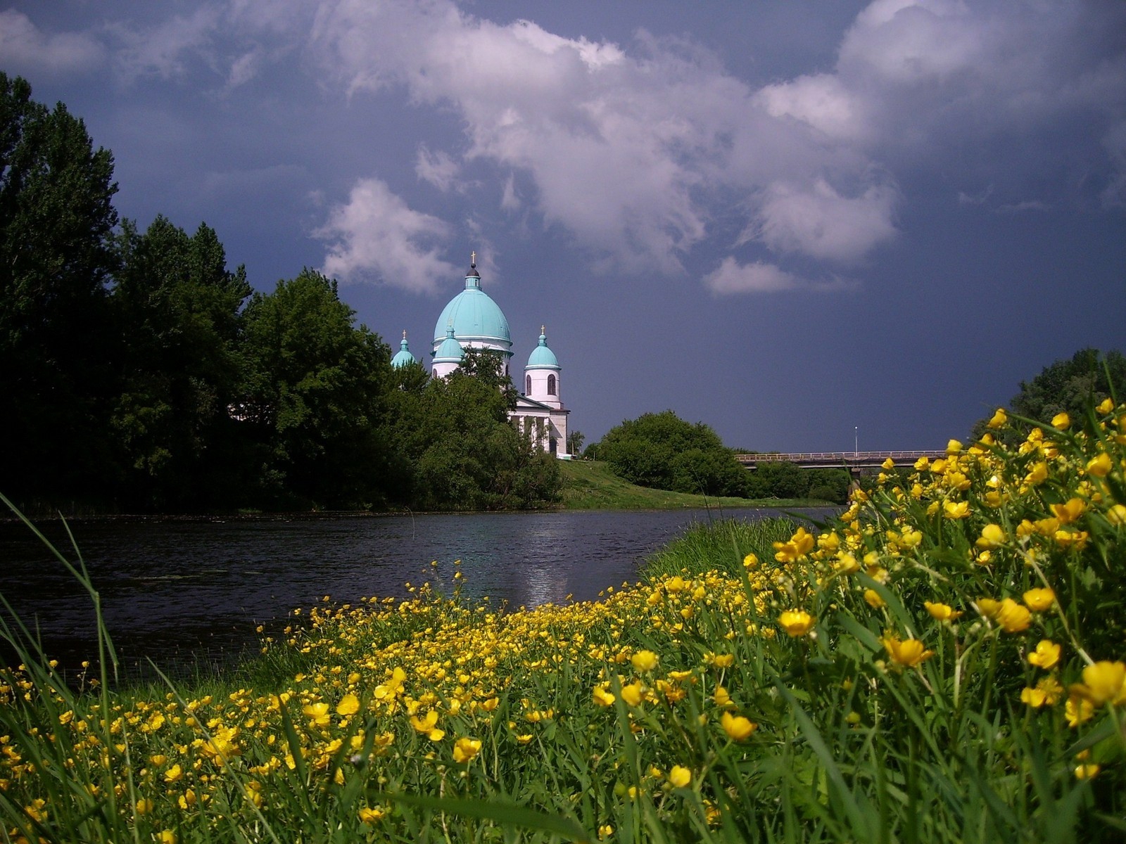 Троицкий собор Моршанск с рекой