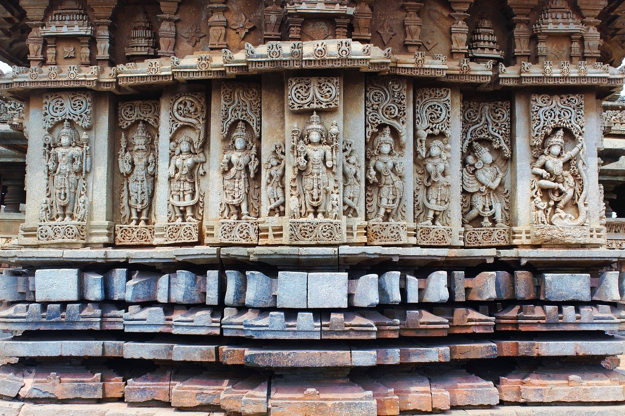 Рельеф храма Индии