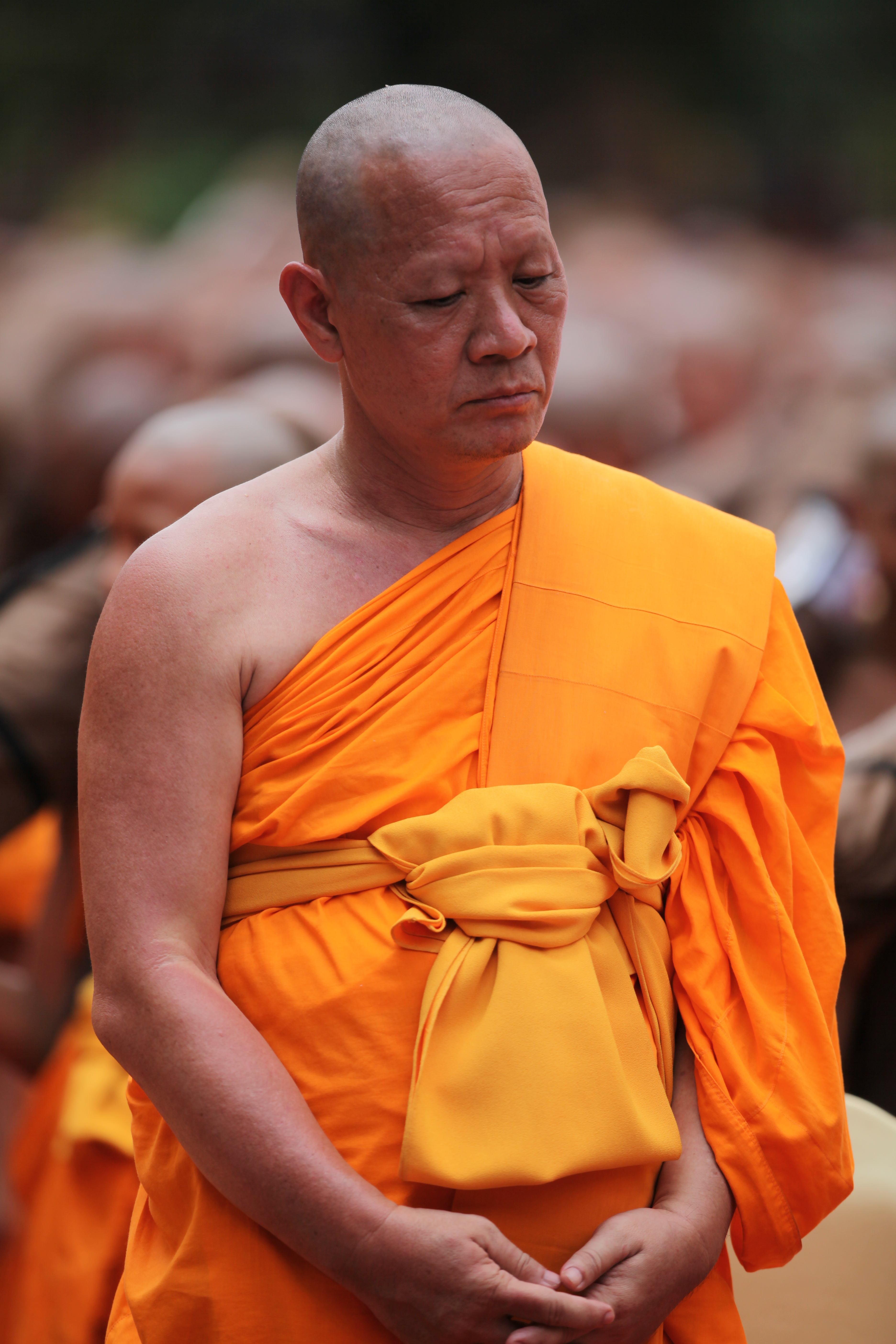 Что такое буддисты. Будда монах. Буддийский монах Тхеравада. Буддистский монах Тибет. Буддийский монах Вонгван.