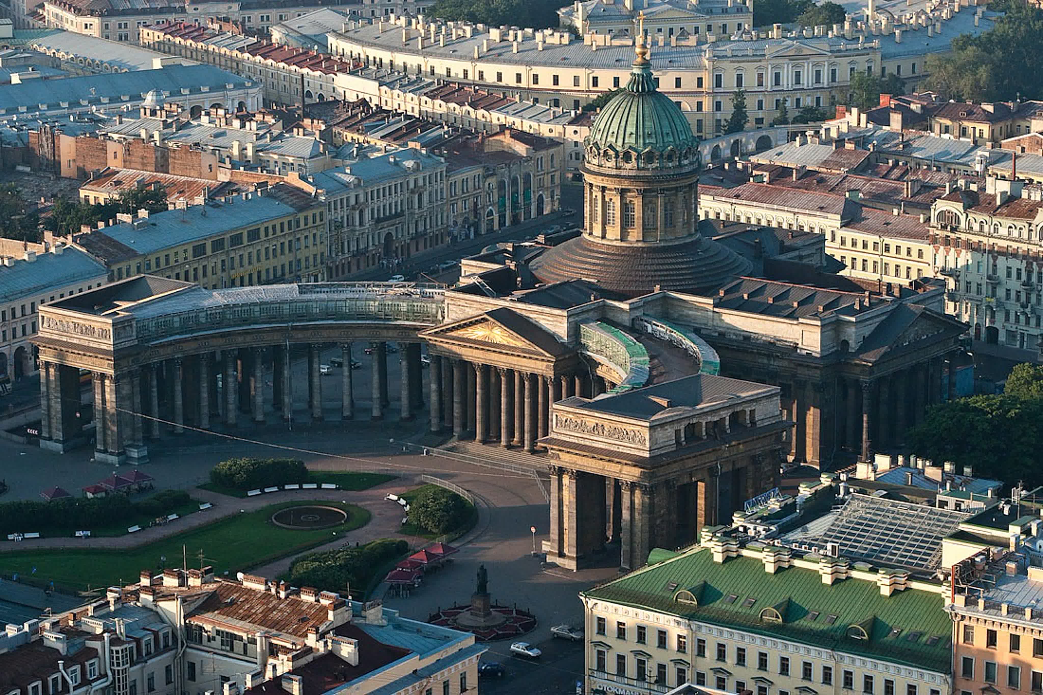 площадь казанского собора