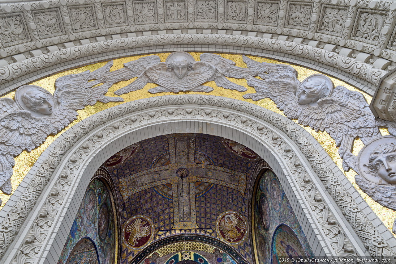 Мозаика морского собора в Кронштадте