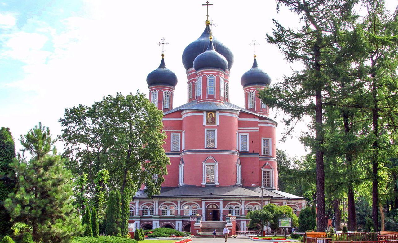 храмы донского монастыря