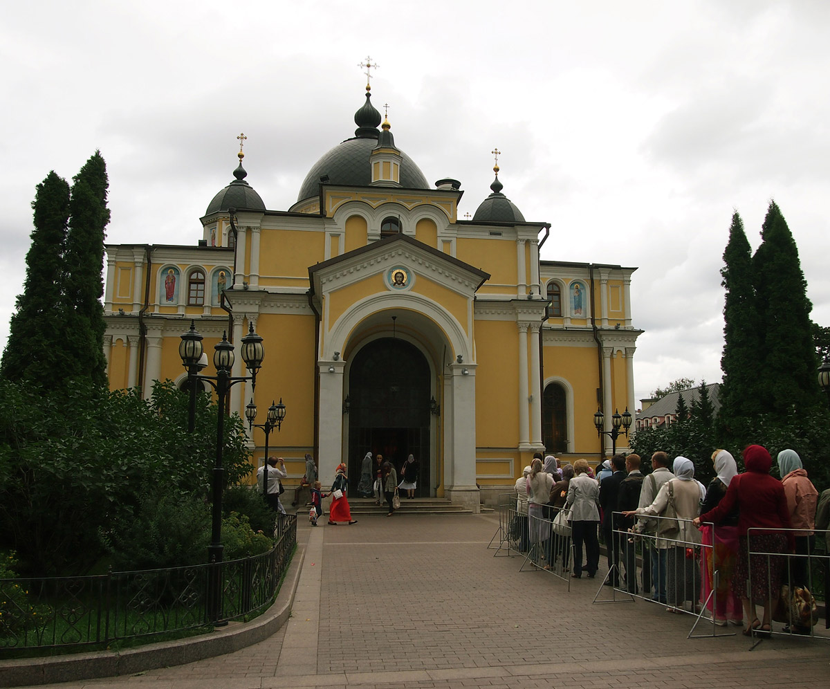 москва покровский женский монастырь святой матроны