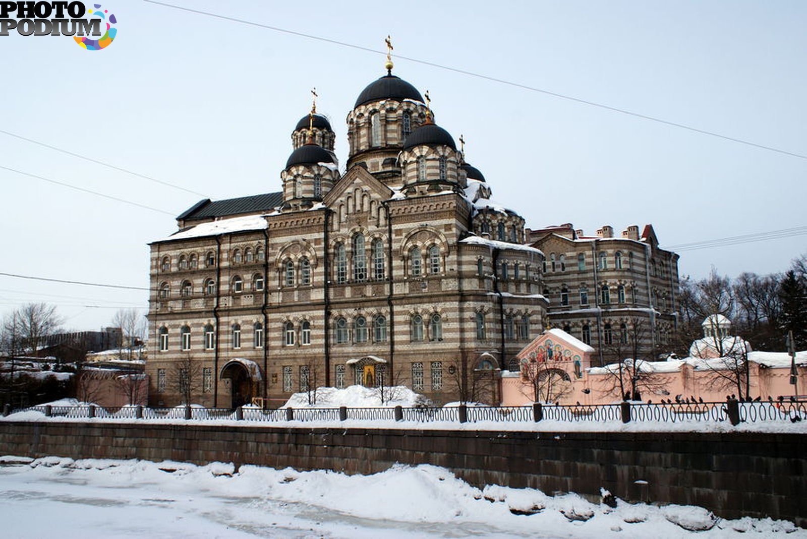 монастырь на карповке в санкт петербурге