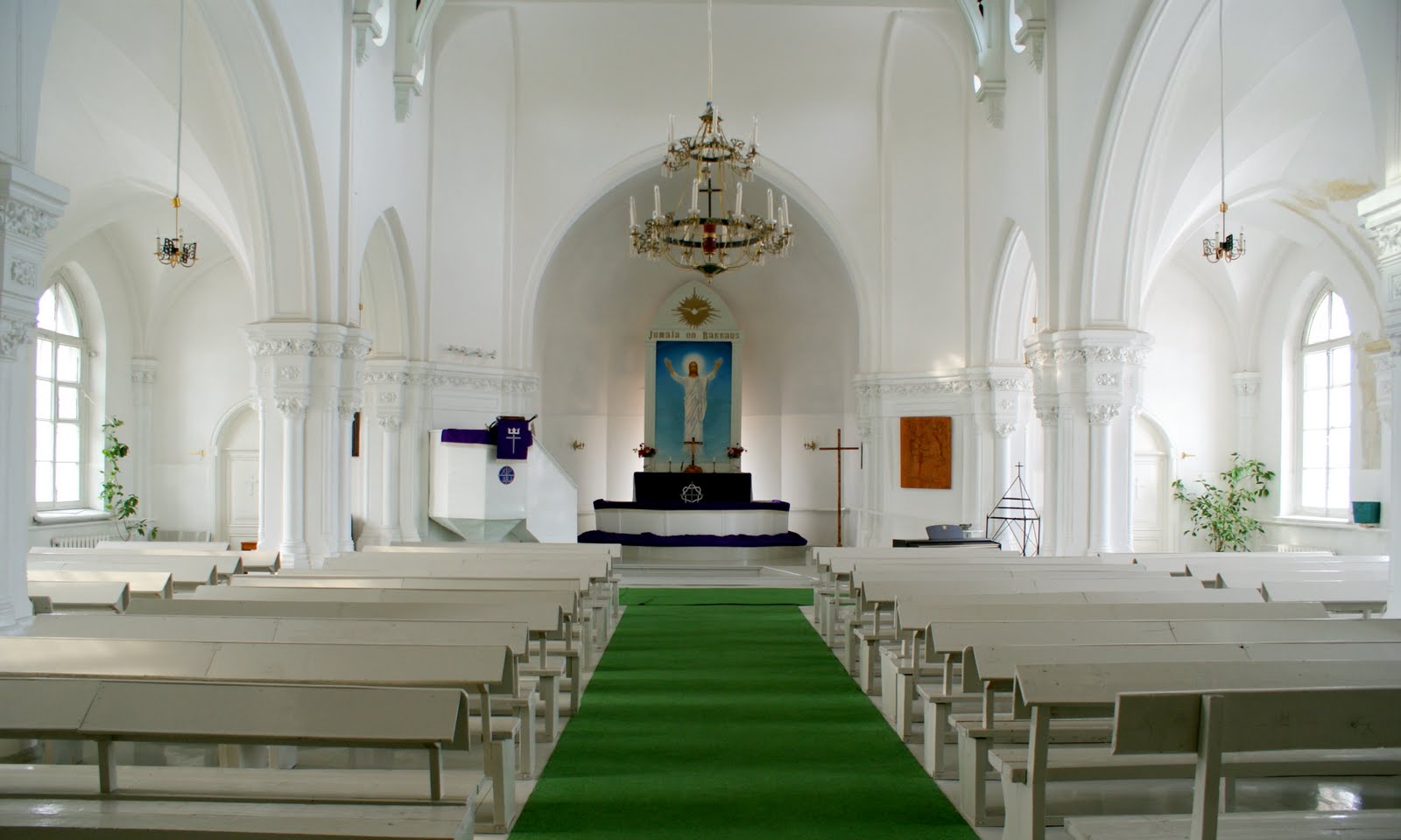 Протестантский храм внутри