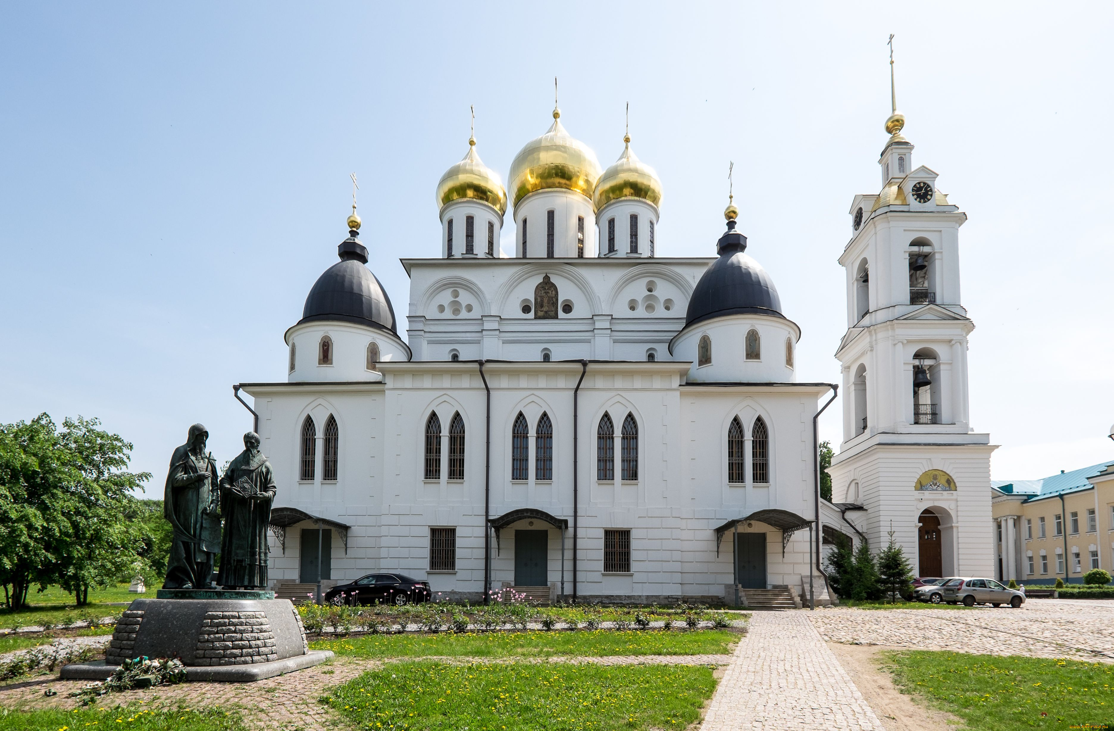Кафедральный собор Успения Пресвятой Богородицы в Дмитрове