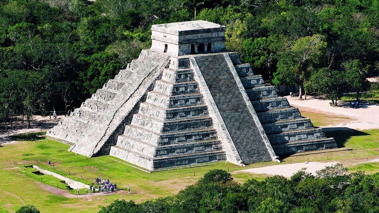 Пирамида племени Майя Чичен Итца