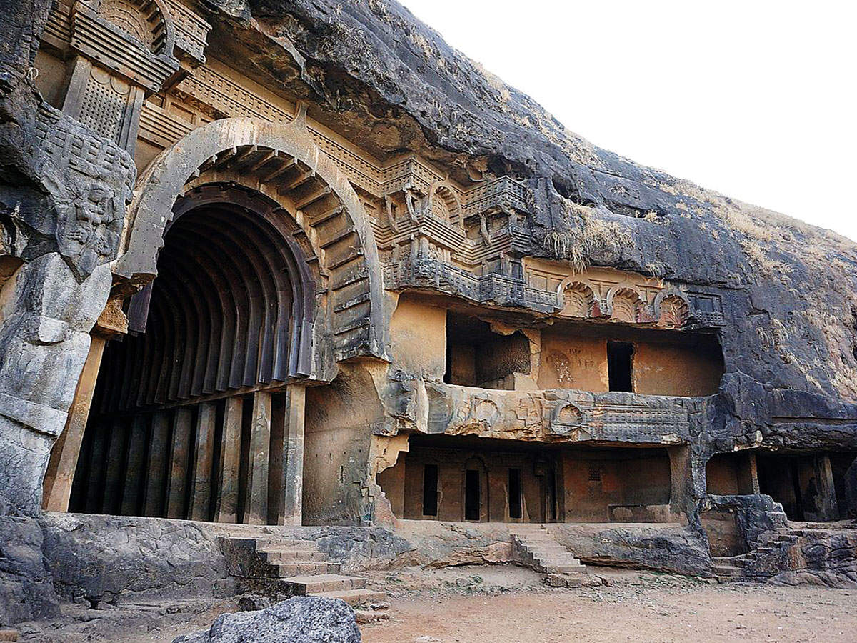 Индия пещерные храмы Бхаджа