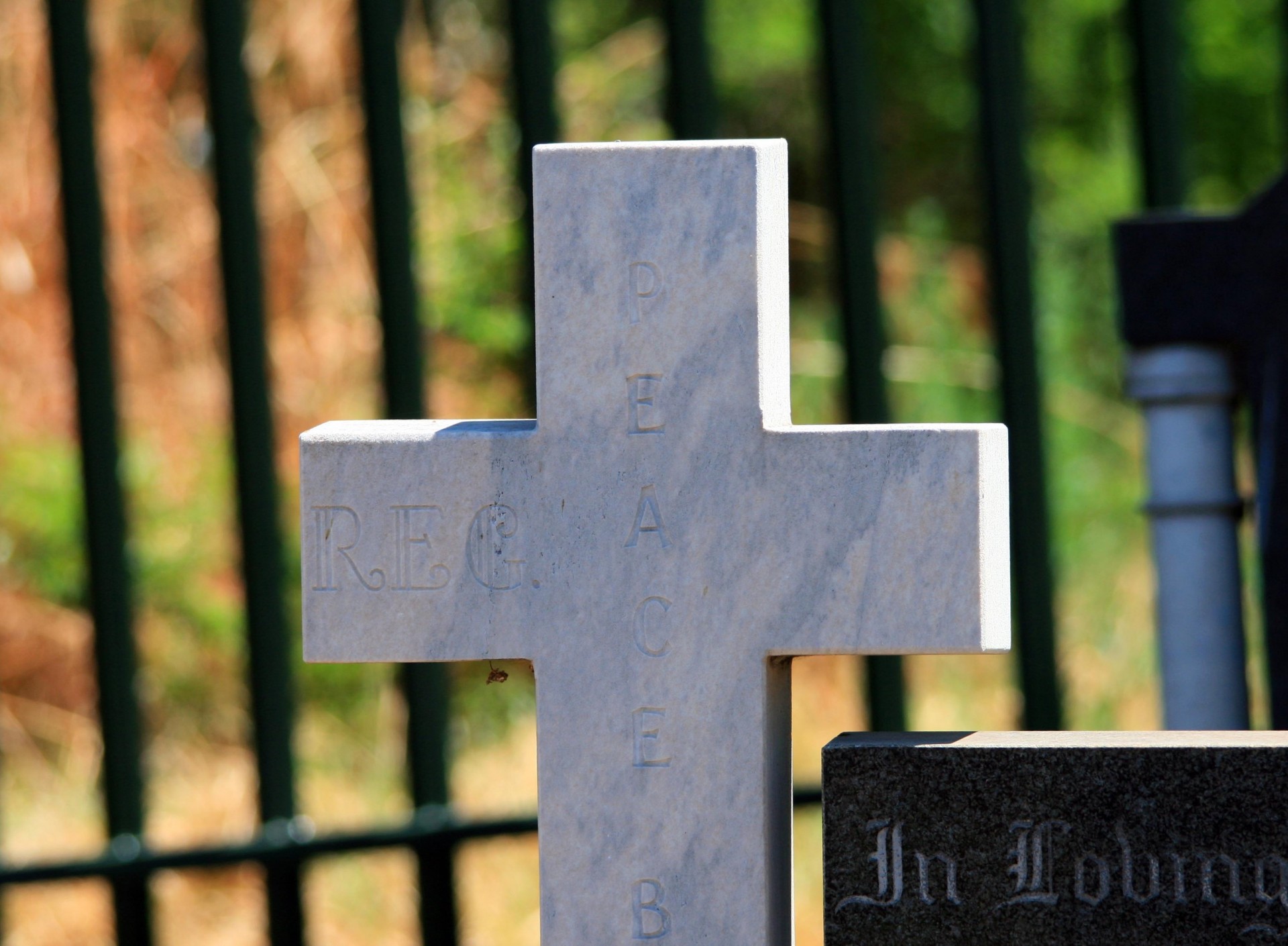 Похороненный крест