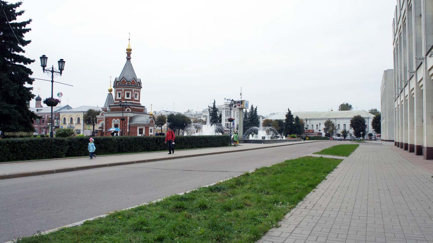 Александров площадь