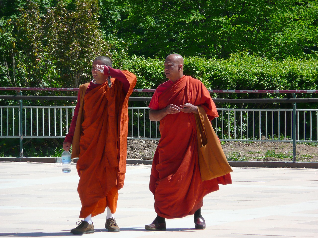 Буддисты Тхеравада