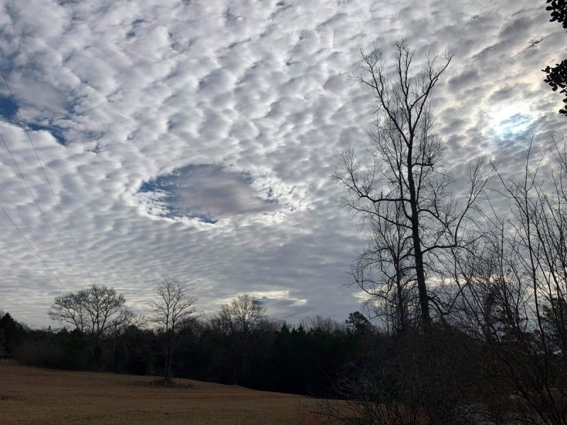 Необычные облака наблюдали в Джорджии, США
