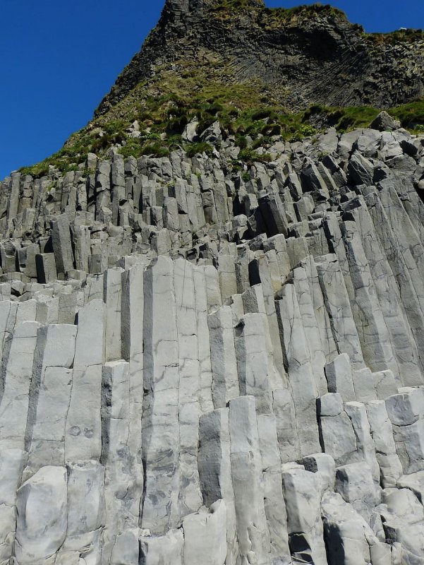 Базальтовые скалы Исландия