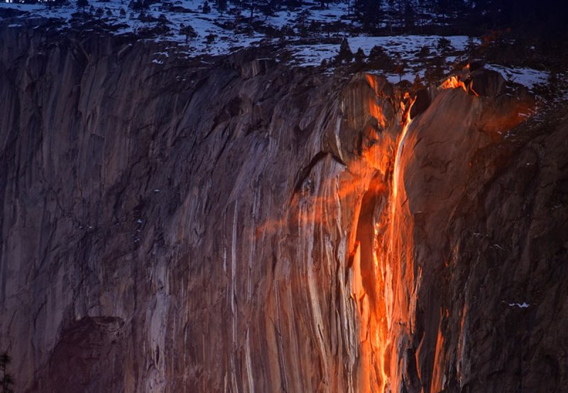 Огненный водопад лошадиный хвост США