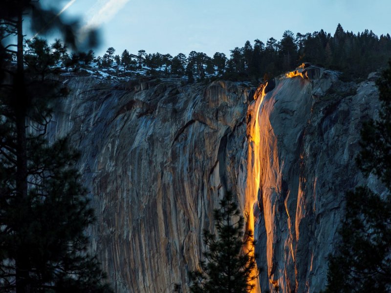 Йосемити Огненный водопад