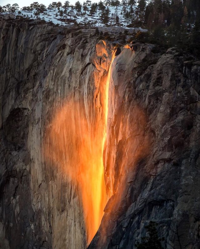 Йосемити Огненный водопад