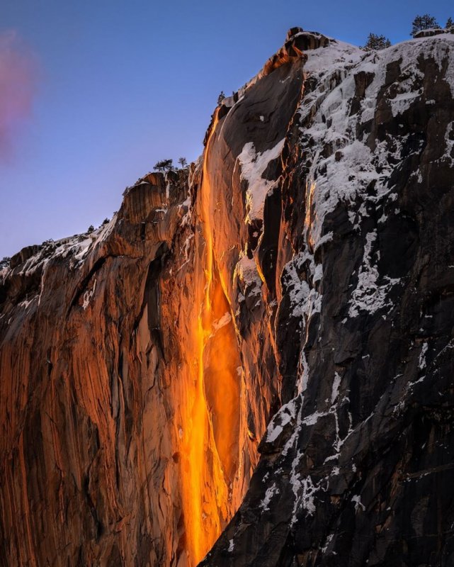 Огненный водопад Калифорния