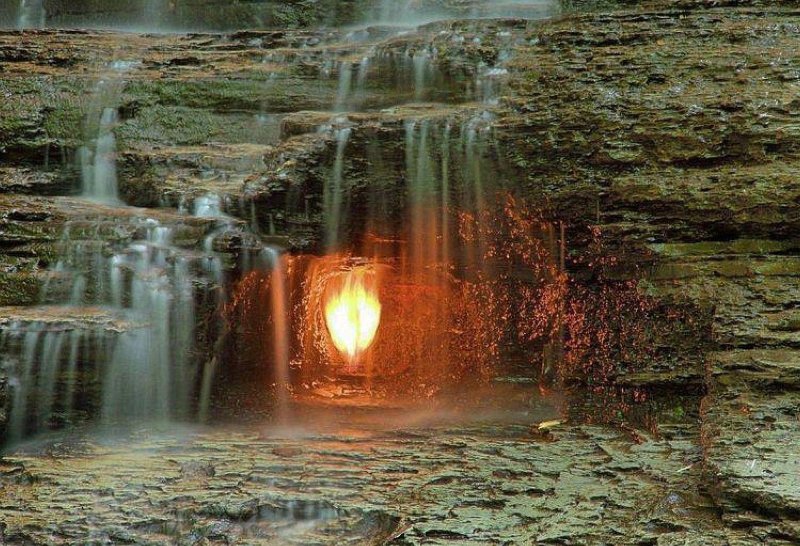 Огонь и водопад
