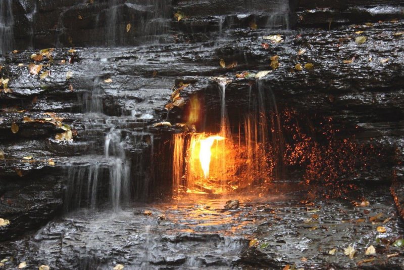 Водопад вечного огня, Нью-Йорк