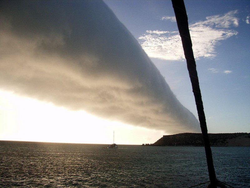 Облака Глория в Австралии