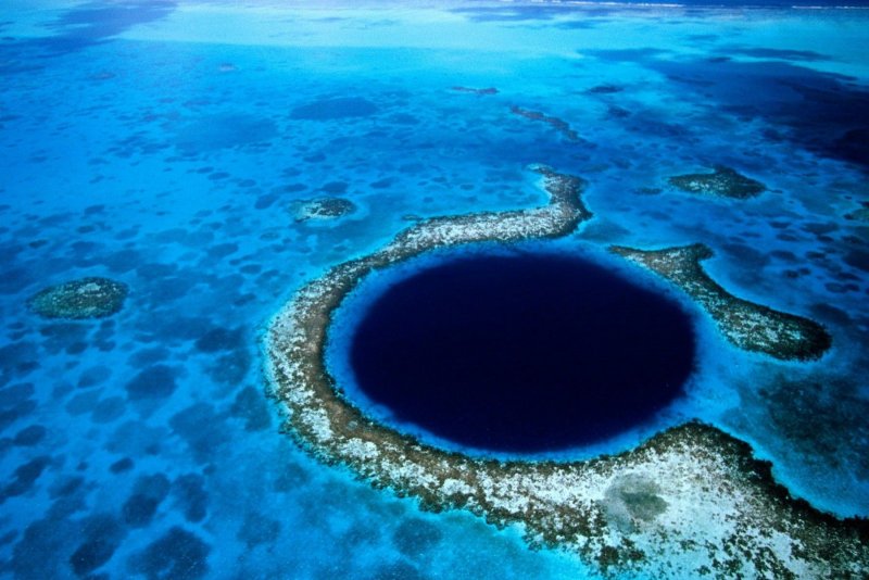 Голубая дыра Дина Багамские острова