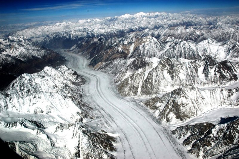 Медвежий ледник Таджикистан