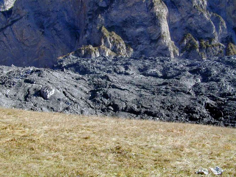 Сход лавины Кармадонское ущелье