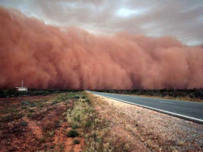 Пыльная буря в Сиднее 2009